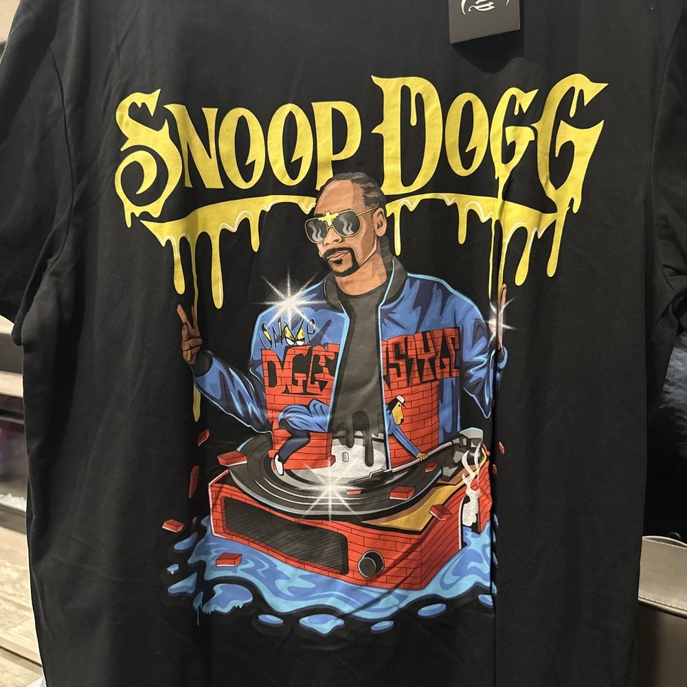 Snoop Dogg  T-Shirt  Black  Size XL